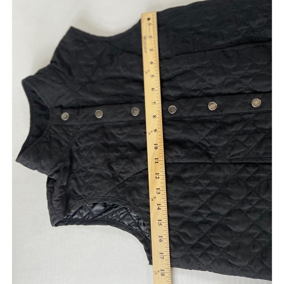 Christopher & Banks Petite Medium Black Quilted Snap Front Vest Lightweight - Picture 7 of 9